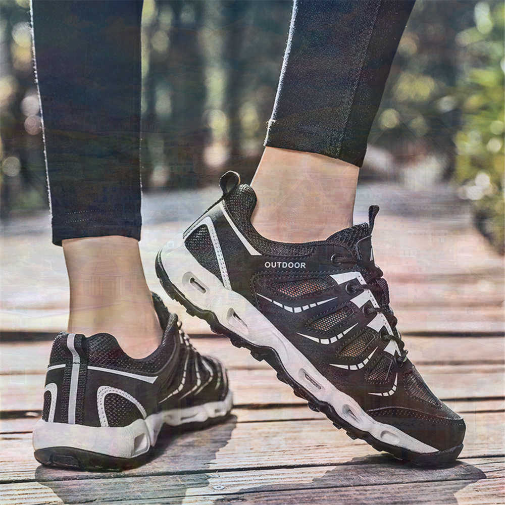Sumer Round Tip Silver Sneaker - огляд і ціна Men'S Grooming Product
