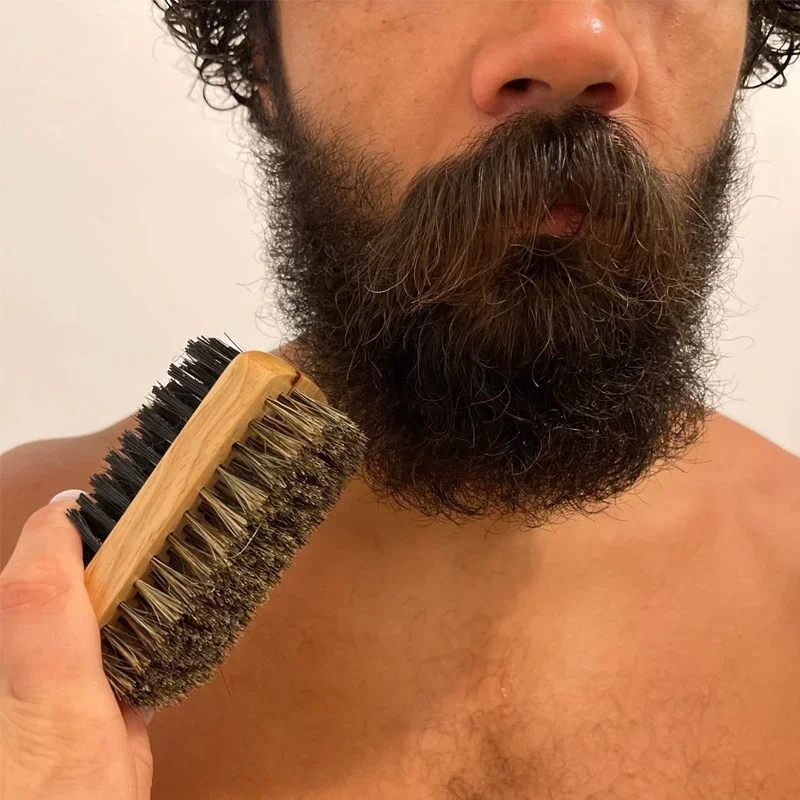 Beard Brush with Natural Woode - огляд і ціна Men'S Grooming Product